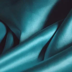 Die Leitbahnen sind so fein wie ein einzelner Seidenfaden.